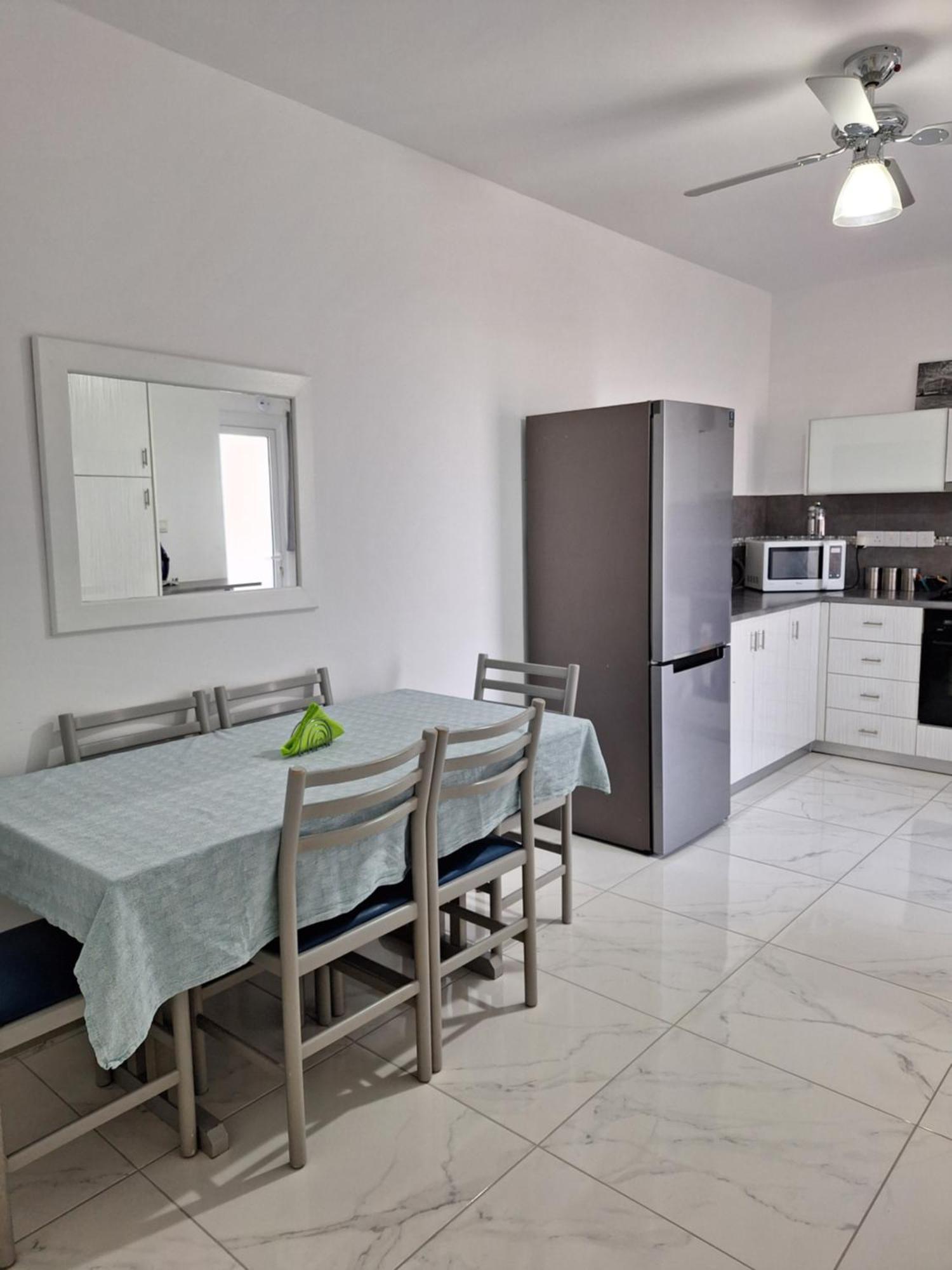 Diana Apartment Limisso Esterno foto